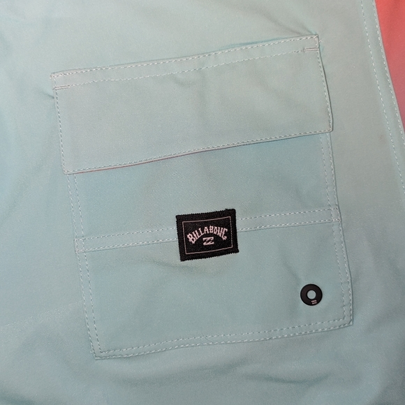 Billabong Wave Shorts Brand New - Picture 4 of 4